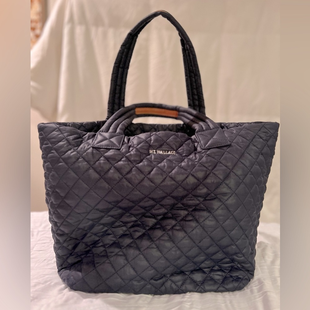 MZ Wallace Metro tote Dawn Medium in Navy